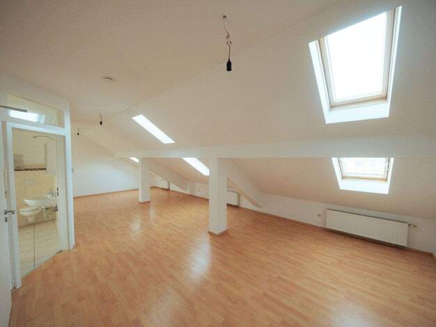 Wohnung zum Kauf provisionsfrei 279.000 € 3 Zimmer 81,6 m² Geschoss 5/5 frei ab sofort Bärenschanzstraße 49 Gostenhof Nürnberg 90429
