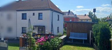 Doppelhaushälfte zum Kauf 139.000 € 6 Zimmer 90 m² 315 m² Grundstück Schedewitz / Geinitzsiedlung 532 Zwickau 08056