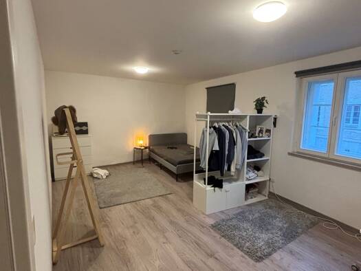 WG-Zimmer zur Miete 450 € 22 m² Geschoss 1/1 frei ab 01.04.2026 Innstadt Passau 94032