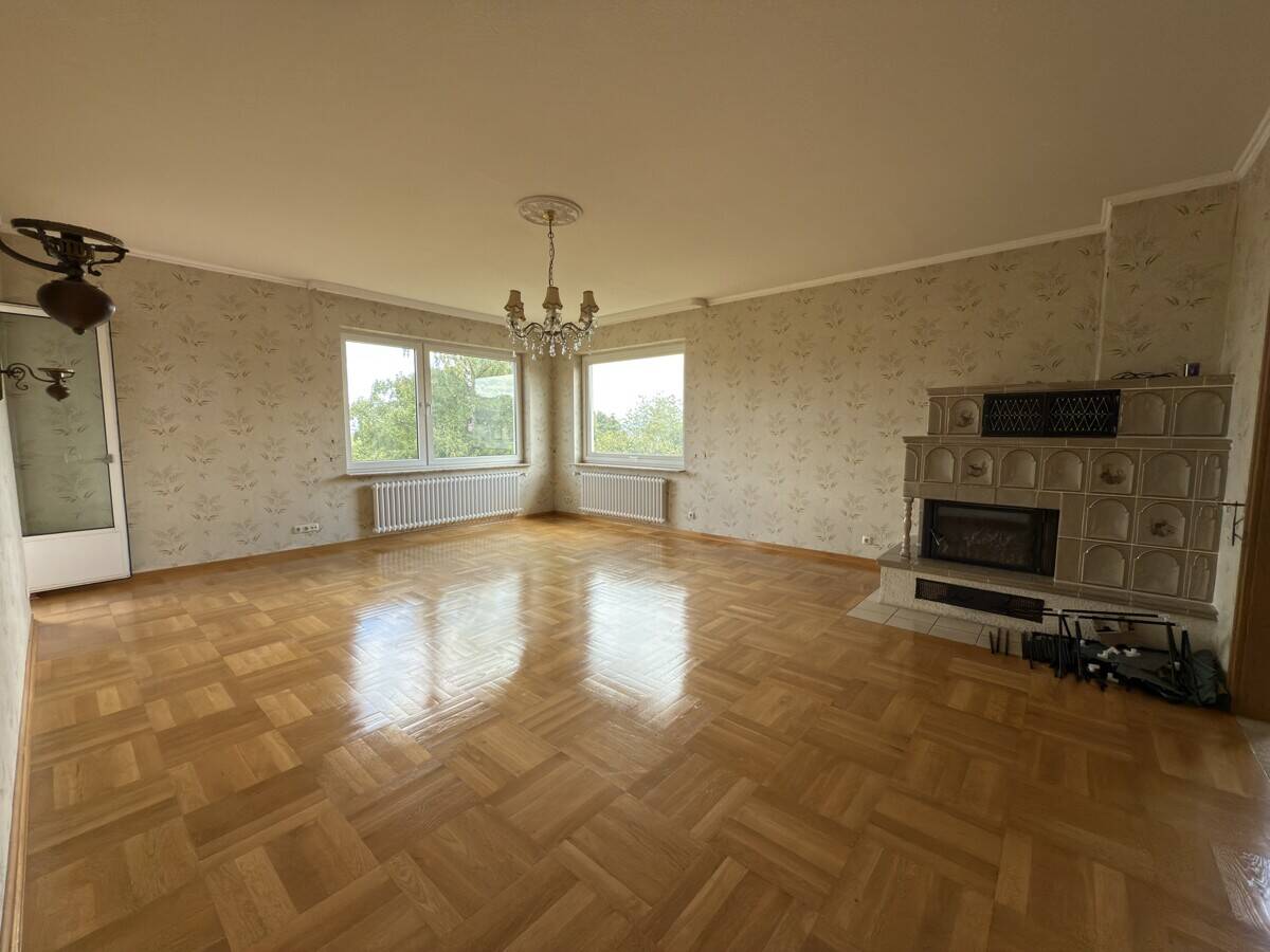 Exklusives Anwesen mit Weitblick - Zweifamilienhaus in Bestlage am Naturschutzgebiet! – Kassel – Vorschaubild 2