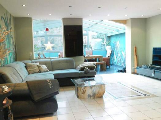 Doppelhaushälfte zum Kauf 549.000 € 5,5 Zimmer 155 m² 275 m² Grundstück Ober-Beerbach Seeheim-Jugenheim 64342