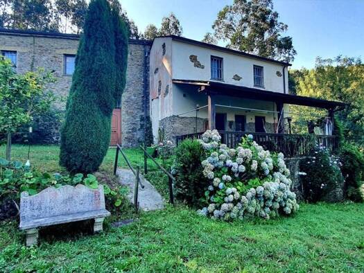 Villa zum Kauf 425.000 € 4 Zimmer 252 m² 918 m² Grundstück Lantoira Castropol 33769