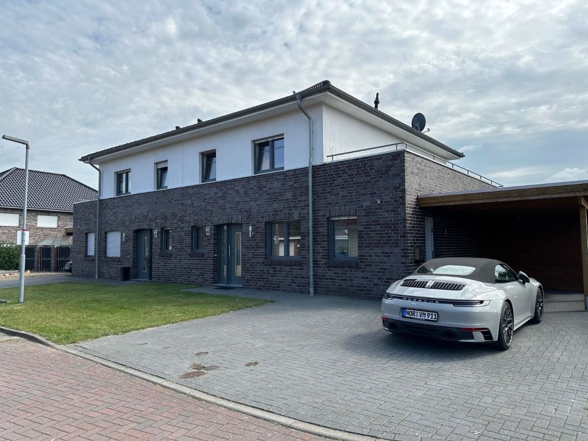 Mehrfamilienhaus zum Kauf 586.000 € 8 Zimmer 270 m²<br/>Wohnfläche 750 m²<br/>Grundstück Ramsloh-Hollen Saterland 26683