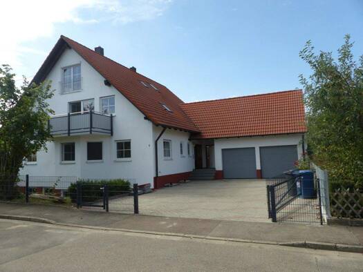 Mehrfamilienhaus zum Kauf provisionsfrei 750.000 € 15 Zimmer 368 m² 1.129 m² Grundstück Schützenstr. 5 Eppisburg Holzheim 89438