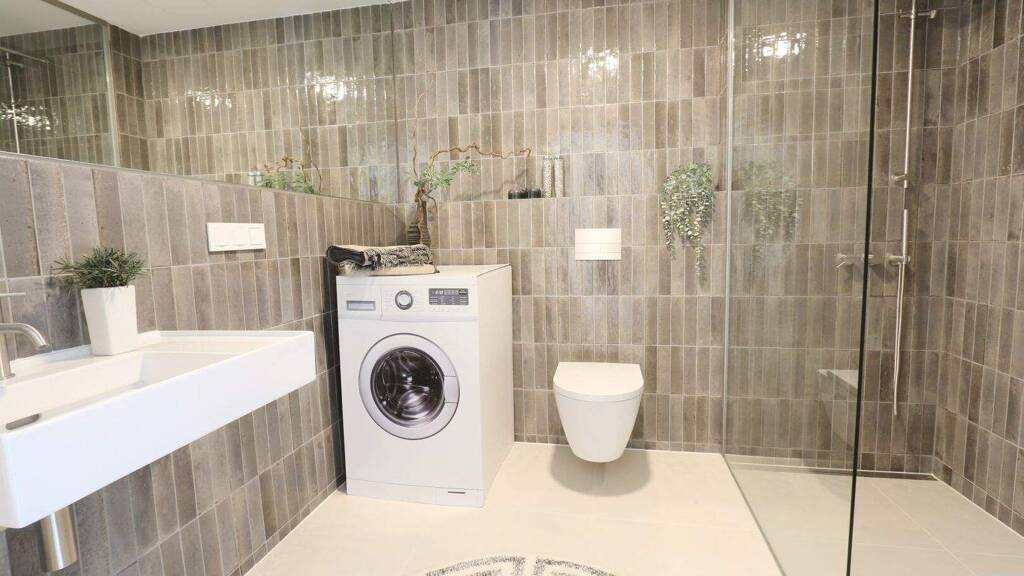 Wohnung zum Kauf - Erstbezug 445.000 € 2 Zimmer 46,4 m² 30. Geschoss Doktor-Adolf-Schärf-Platz Wien 1220