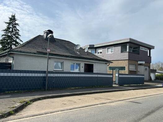 Bürogebäude zum Kauf provisionsfrei 669.000 € 9 Zimmer 408 m² Bürofläche Innenstadt Radevormwald 42477