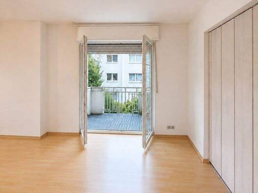 Wohnung zur Miete 1.950 € 3 Zimmer 110 m² Geschoss 1/2 frei ab 01.10.2026 Rheinstraße 16 Westend-Süd Innenstadt II 60325