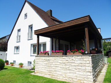 Mehrfamilienhaus zum Kauf 689.000 € 6 Zimmer 220 m² 884 m² Grundstück frei ab 01.02.2025 Neunkirchen Neunkirchen a.Brand 91077