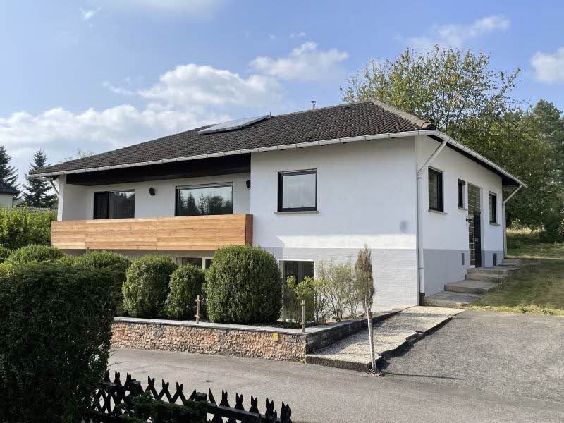 Einfamilienhaus zum Kauf 313.000 € 8 Zimmer 275 m²<br/>Wohnfläche 2.229 m²<br/>Grundstück Waldsachsen Rödental 96472