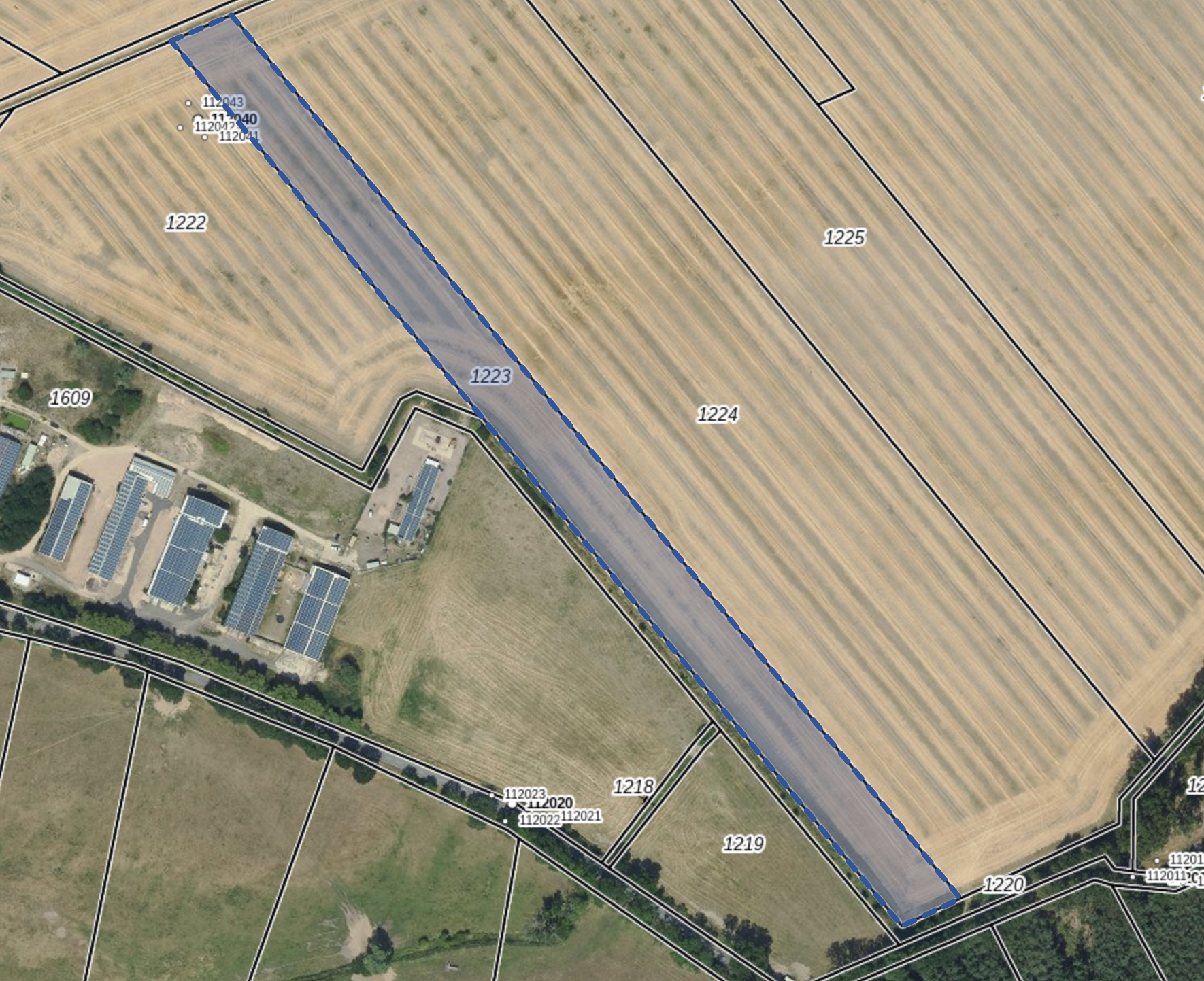 Landwirtschaftliche Fläche zum Kauf 87.000 € 52.278 m²<br/>Grundstück Karwe Neuruppin 16818