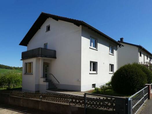 Mehrfamilienhaus zum Kauf 325.000 € 6 Zimmer 145 m² 684 m² Grundstück Hesseldorf Wächtersbach 63607