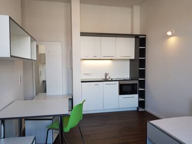 Wohnung zur Miete 565 € 2 Zimmer 33 m² 2. Geschoss Bahnhofsplatz Burgberg Erlangen 91054
