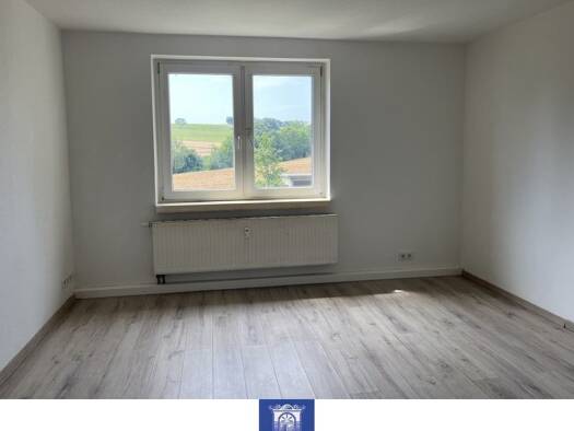 Wohnung zur Miete 271 € 2 Zimmer 45,1 m² Dorfhain 01738