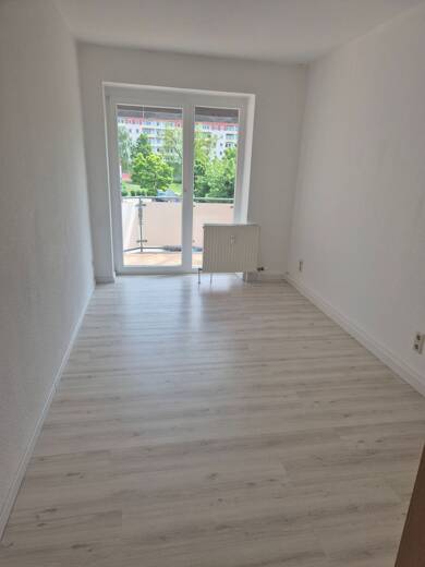 Wohnung zur Miete 460 € 3 Zimmer 71,4 m² 2. Geschoss frei ab 01.07.2025 Virchowstraße 2 Glauchau Glauchau 08371
