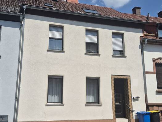 Reihenmittelhaus zum Kauf 139.000 € 6 Zimmer 165 m² 210 m² Grundstück Wiebelskirchen Neunkirchen 66540