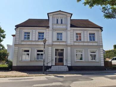 Mehrfamilienhaus zum Kauf 199.900 € 9 Zimmer 292 m² 625 m² Grundstück Wendorfer Strasse 4 Garz Garz 18574