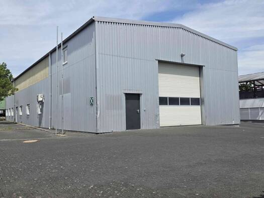 Lagerhalle zur Miete 2.660 € 471,7 m² Lagerfläche Taunusblick 10 Gückingen 65558