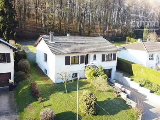 Einfamilienhaus zum Kauf 199.000 € 4 Zimmer 112,5 m² 1.015 m² Grundstück Morsbach 57600