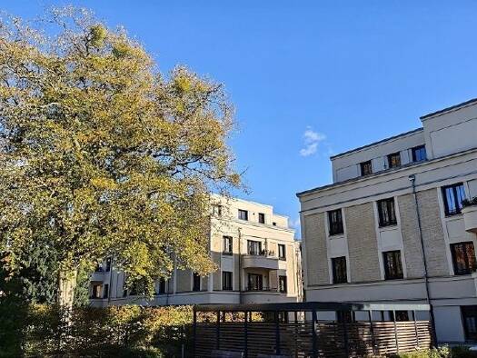 Wohnung zum Kauf 280.000 € 2 Zimmer 46,5 m² frei ab sofort Blasewitz Dresden 01309