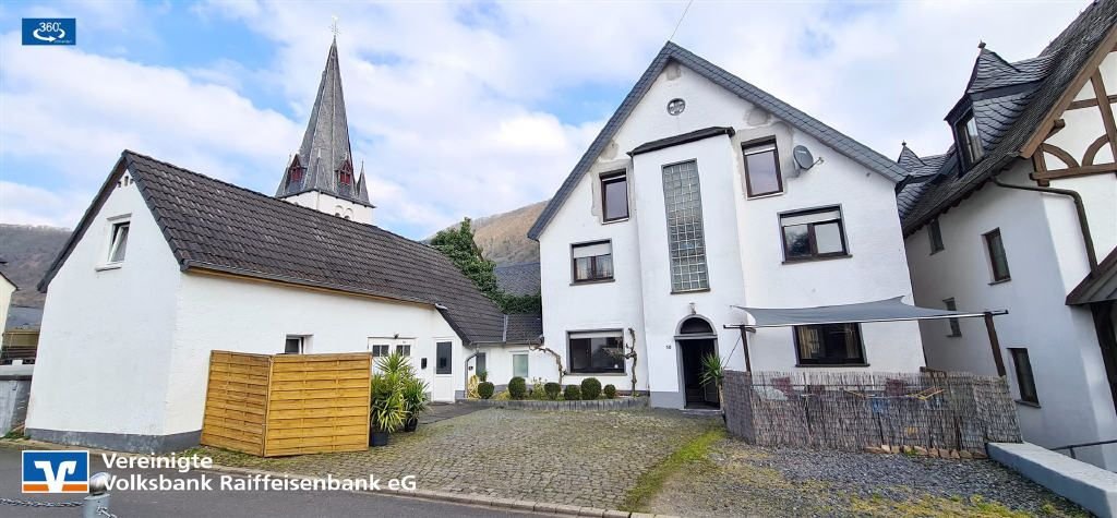 Einfamilienhaus zum Kauf 219.000 € 6 Zimmer 169 m²<br/>Wohnfläche 299 m²<br/>Grundstück Briedern 56820