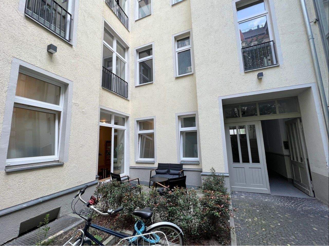 Property thumbnail 3