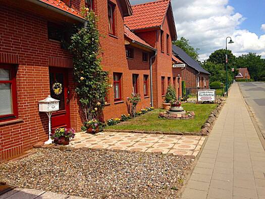 Mehrfamilienhaus zum Kauf 309.000 € 1.850 m² Grundstück Domsühl Domsühl 19374