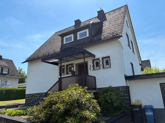 Einfamilienhaus zum Kauf provisionsfrei 255.000 € 5 Zimmer 111 m² 706 m² Grundstück frei ab sofort Ballersbach Mittenaar 35756
