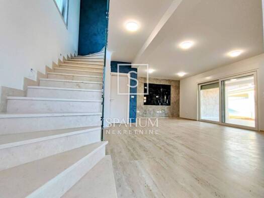 Haus zum Kauf 670.000 € 4 Zimmer 173 m² Momjan, Buje Buje