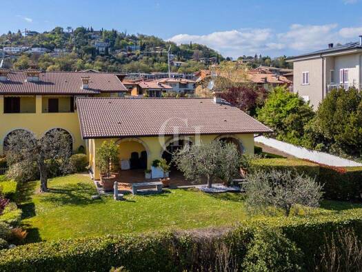 Reihenmittelhaus zum Kauf 649.000 € 7 Zimmer 175 m² 300 m² Grundstück Via Bertanigra 1 Padenghe sul Garda 25080