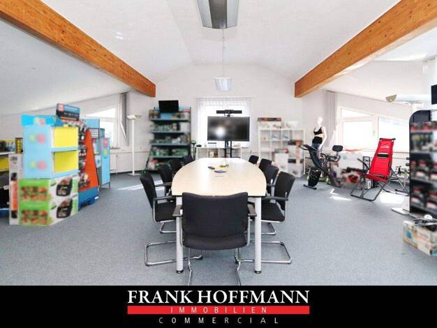 Bürofläche zur Miete 7,12 € 75 m² Bürofläche Henstedt-Ulzburg 24558