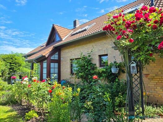 Einfamilienhaus zum Kauf 335.000 € 6 Zimmer 160 m² 924 m² Grundstück frei ab 01.09.2027 Podewall Trollenhagen/ Podewall 17039