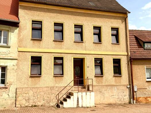 Reihenmittelhaus zum Kauf 59.000 € 5 Zimmer 135 m² 385 m² Grundstück Hettstedt Hettstedt 06333