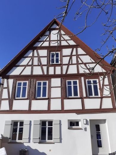 Wohnung zur Miete 800 € 3 Zimmer 89,9 m²<br/>Wohnfläche 1.<br/>Geschoss Brettermarkt 11 WE2 Nördlingen Nördlingen 86720