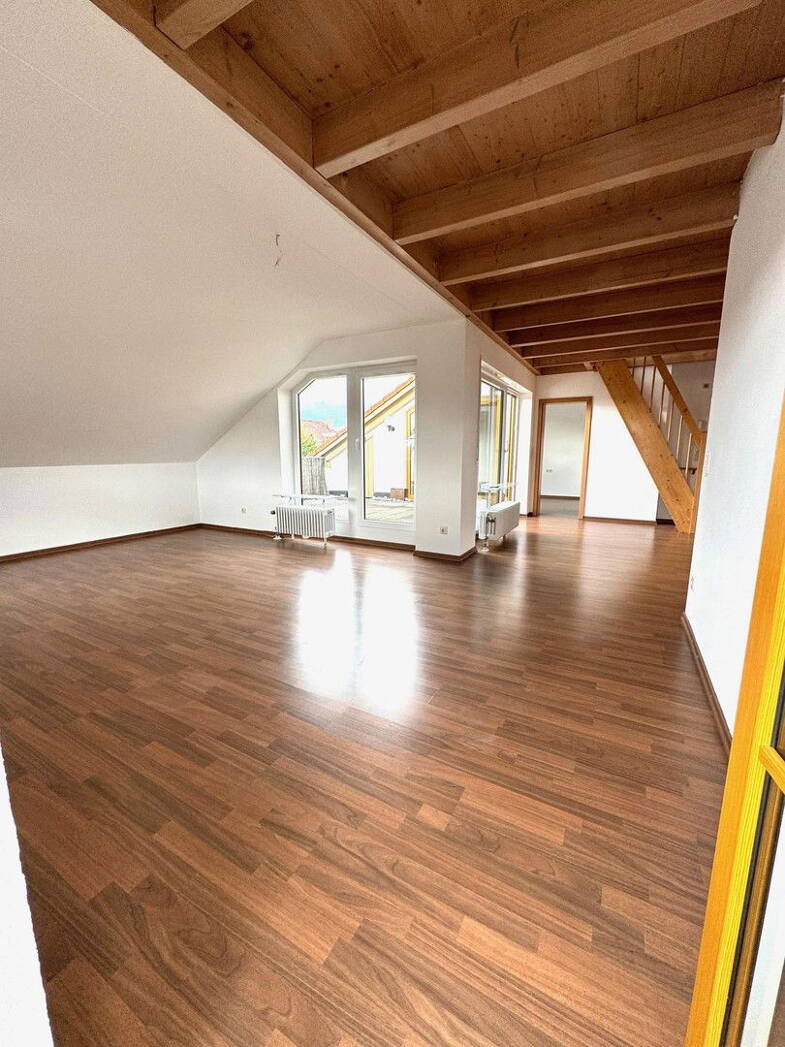 Wohnung zur Miete 1.420 € 4 Zimmer 115,7 m² Dachgeschoss, 4. Geschoss frei ab 01.08.2025 Rosenstr. 9 Landsberg Landsberg am Lech 86899