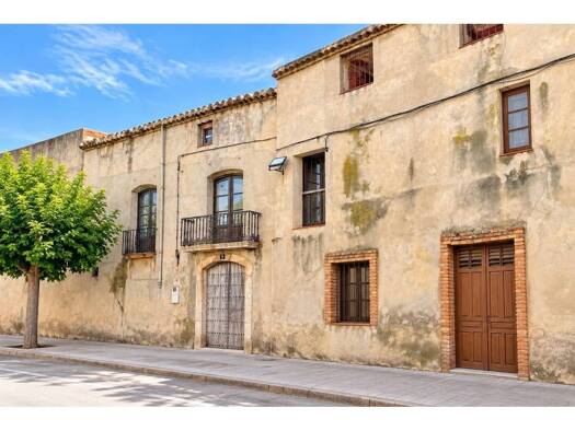 Villa zum Kauf 205.000 € 10 Zimmer 1.035 m² Alió 43813