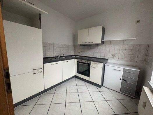 Studio zur Miete 350 € 3 Zimmer 65 m² 1. Geschoss Augsburger Straße 12 Bernsdorf Chemnitz 09126