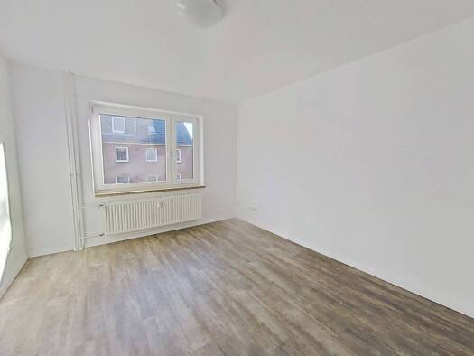 Wohnung zur Miete 359 € 1 Zimmer 28,5 m² 1. Geschoss frei ab 01.11.2026 Liegnitzer Straße 2 Rendsburg 24768