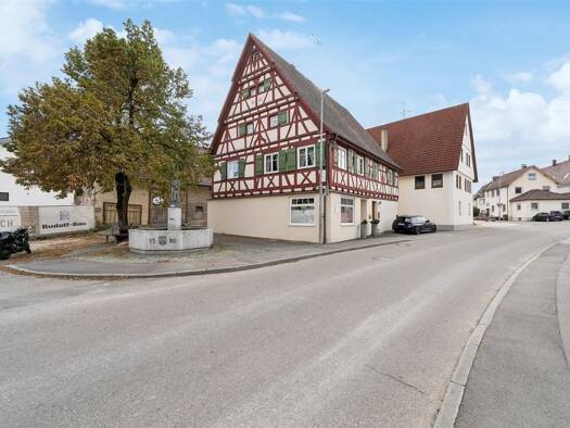Haus zum Kauf als Kapitalanlage geeignet 199.000 € 7 Zimmer 220 m² 565 m² Grundstück Obermarchtal Obermarchtal 89611