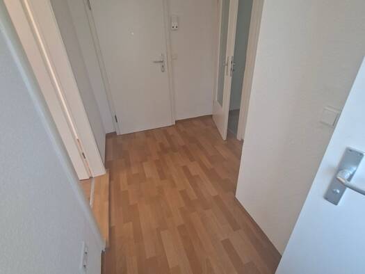 Wohnung zur Miete 363 € 2 Zimmer 48,4 m² 2. Geschoss frei ab sofort Thomas-Müntzer-Siedlung 19 Oßmannstedt Ilmtal-Weinstraße 99510