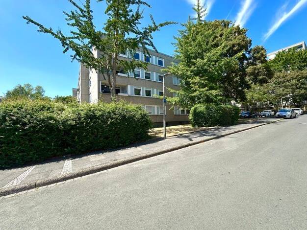 Wohnung zur Miete nur mit Wohnberechtigungsschein 380 € 3 Zimmer 76,5 m² 3. Geschoss frei ab 10.08.2026 Adelhartweg 8 Nette Mengede 44359