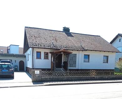 Einfamilienhaus zum Kauf 320.000 € 6 Zimmer 160 m² 811 m² Grundstück Richtscheitweg Wassertrüdingen Wassertrüdingen 91717
