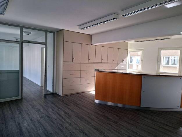 Bürofläche zur Miete provisionsfrei 780 € 120 m² Bürofläche Wüstenhöfer Str. 230 Bochold Essen 45355