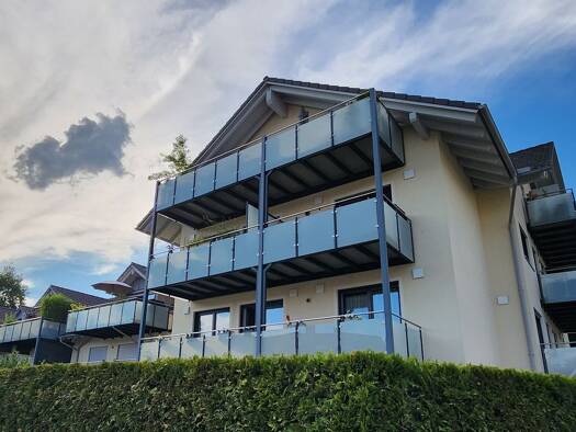 Wohnung zur Miete 1.100 € 2 Zimmer 64 m² Geschoss 2/3 frei ab 16.10.2025 Geretsried 82538