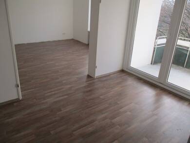 Wohnung zur Miete 440 € 3 Zimmer 73,2 m² 1. Geschoss Geschwister-Scholl-Straße 14 Lebenstedt Salzgitter 38228