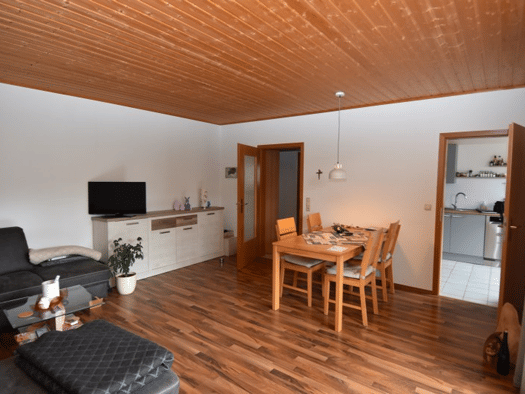 Wohnung zur Miete 590 € 3 Zimmer 88 m² frei ab 01.10.2026 Kirchzell Kirchzell 63931