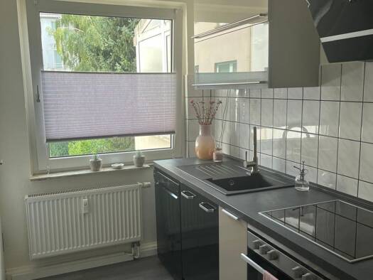 Wohnung zur Miete 690 € 2,5 Zimmer 54 m² Geschoss 1/1 frei ab 01.11.2026 Huttrop Essen 45138