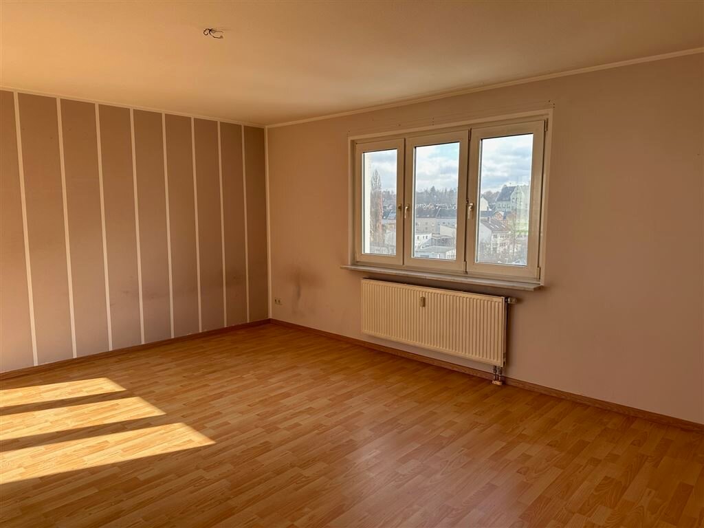 Wohnung zum Kauf 149.000 € 3 Zimmer 89 m²<br/>Wohnfläche 3.<br/>Geschoss ab sofort<br/>Verfügbarkeit Rehau Rehau , Oberfr 95111