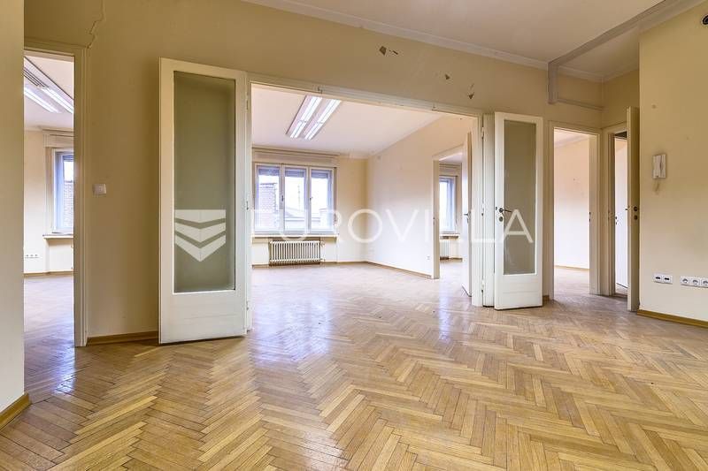 Wohnung zum Kauf 499.000 € 3 Zimmer 125 m²<br/>Wohnfläche 4.<br/>Geschoss Trg Bana Jelacica Donji grad 10000