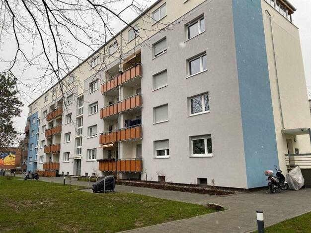 Wohnung zur Miete 955 € 4,5 Zimmer 76,1 m² 3. Geschoss frei ab 01.05.2026 Goethestr. 9 Weil am Rhein 79576