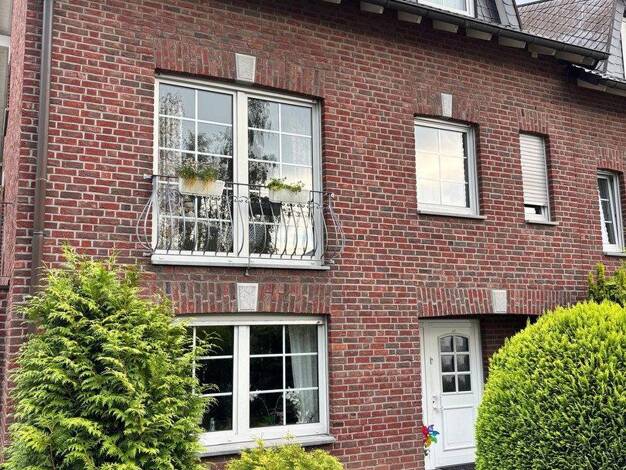 Doppelhaushälfte zum Kauf provisionsfrei 650.000 € 8 Zimmer 173 m² 388 m² Grundstück Haaren Aachen 52080